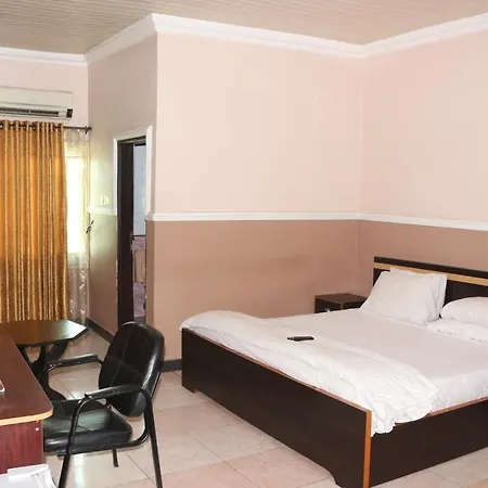 Hotel Entry Point 2*